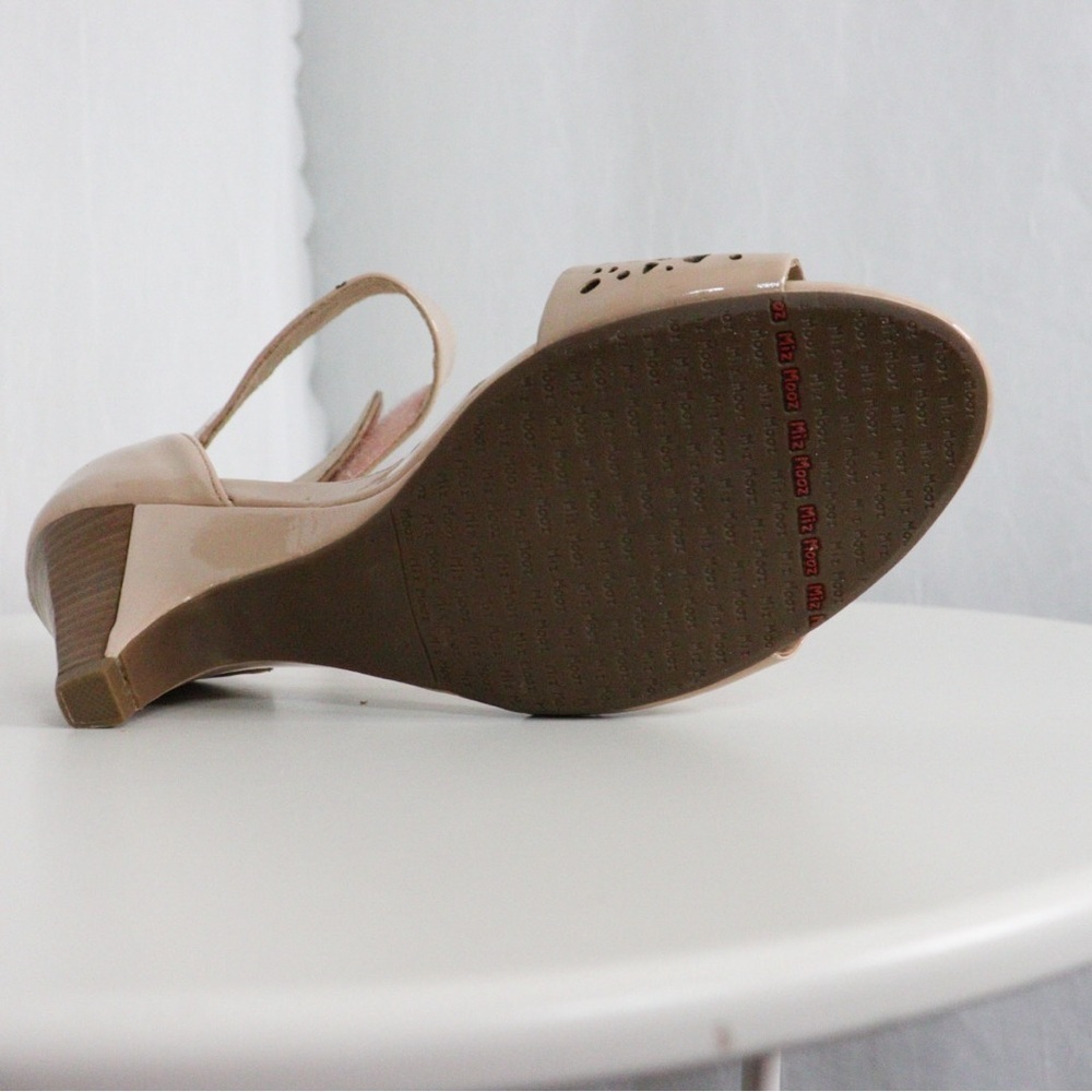 MIZ MOOZ Wynn Nude Faux Patent Leather Sandals - Picture 13 of 16